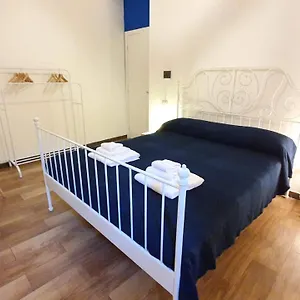 I Covi Del Viaggiatore - Politecnico , Bari Italia